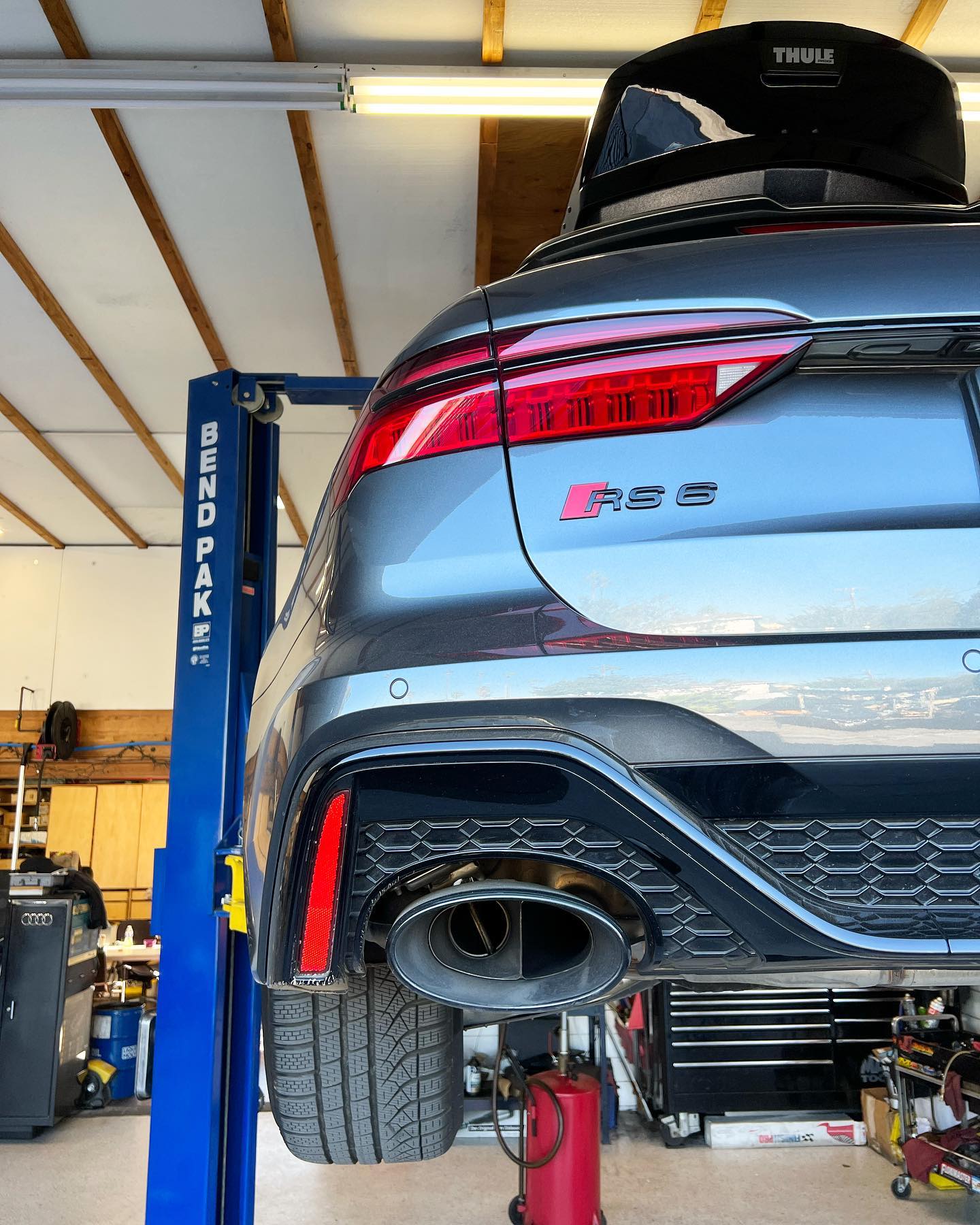 The Audi RS6 is something else #Audi #AudiRS6 #AutoRepair