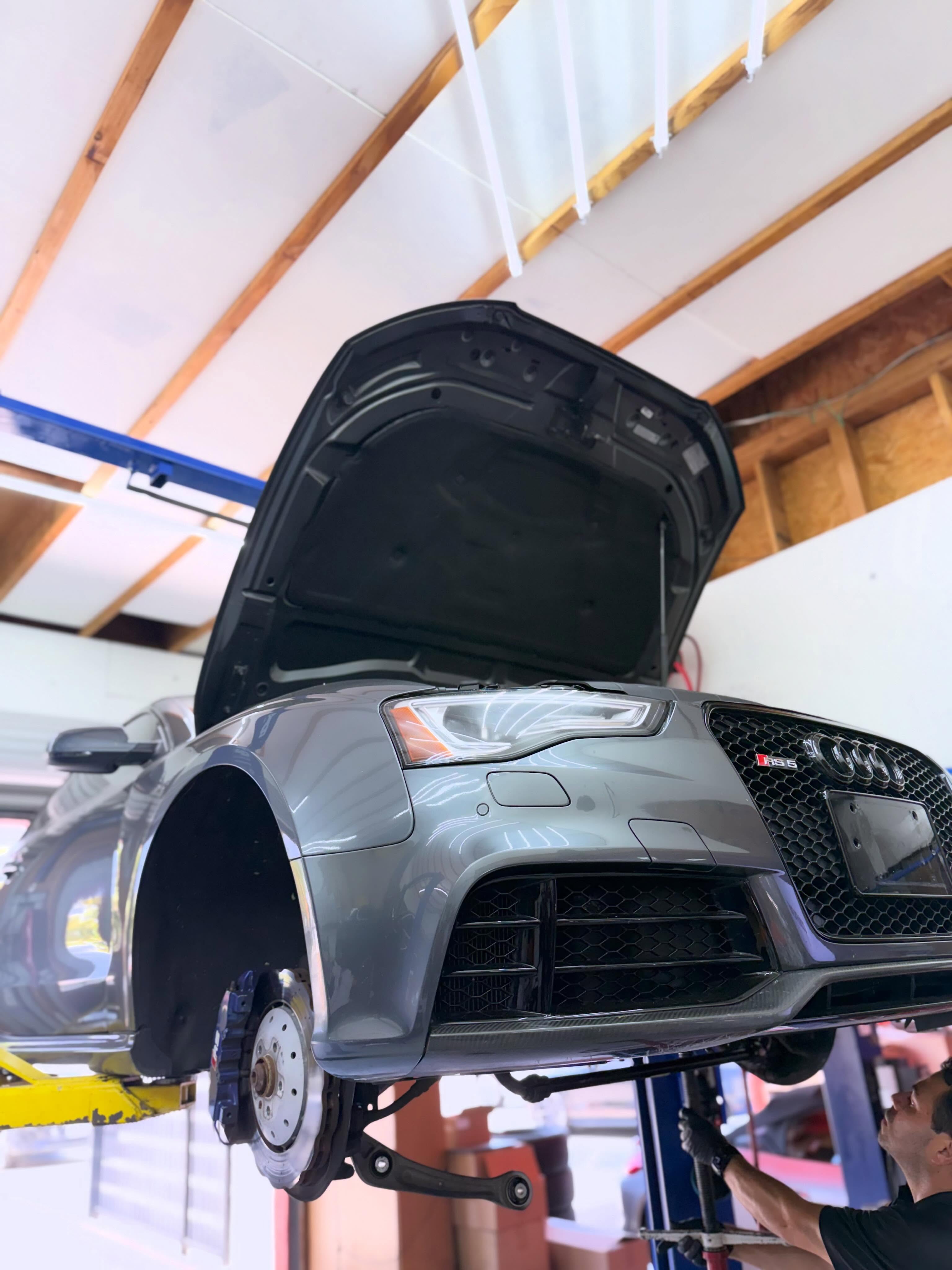 Audi RS5 in for maintenance! ?️