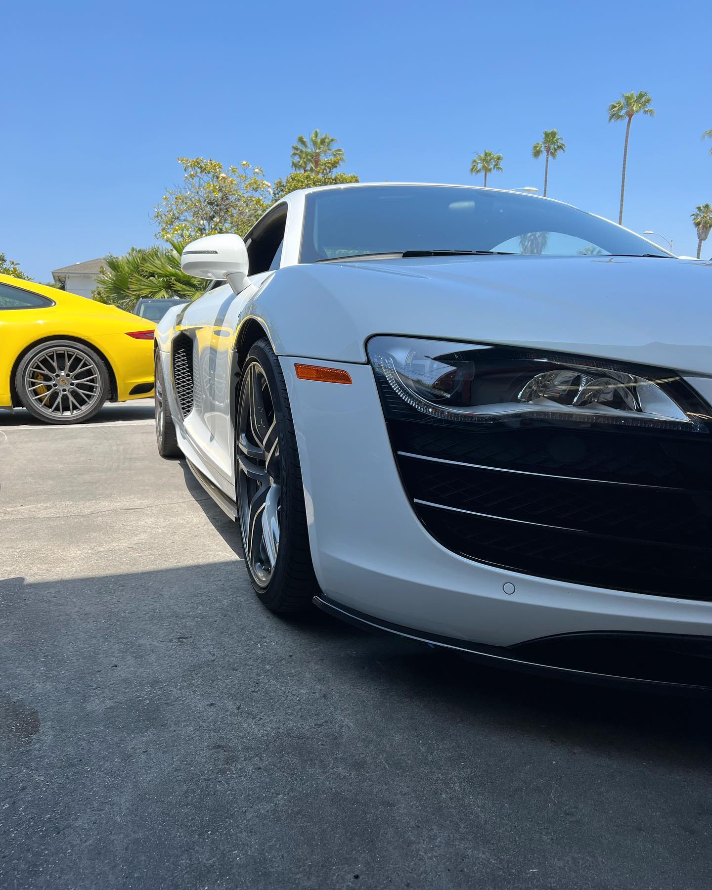 This R8 belongs to a member of the @themotoringclub If you love everything cars then check them out! #CulverCity #Porsche #AutoRepair